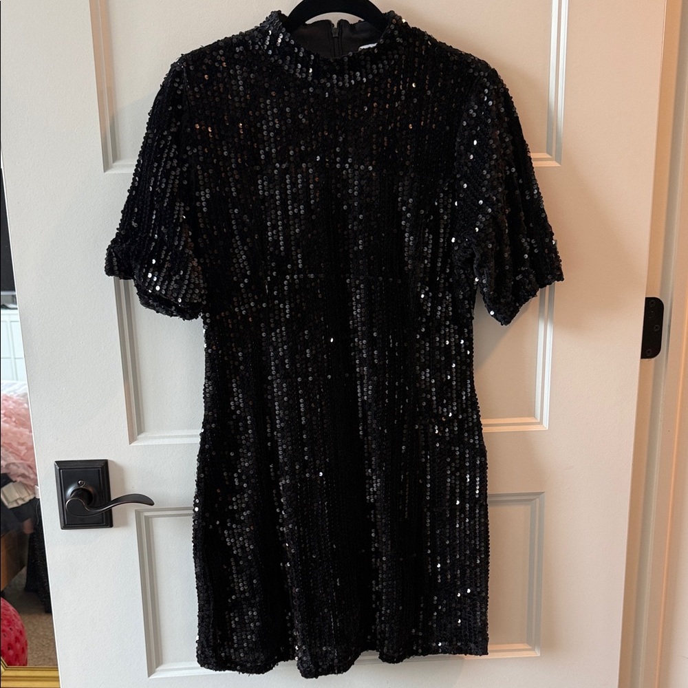 Elegant Black Sequin Mini Dress